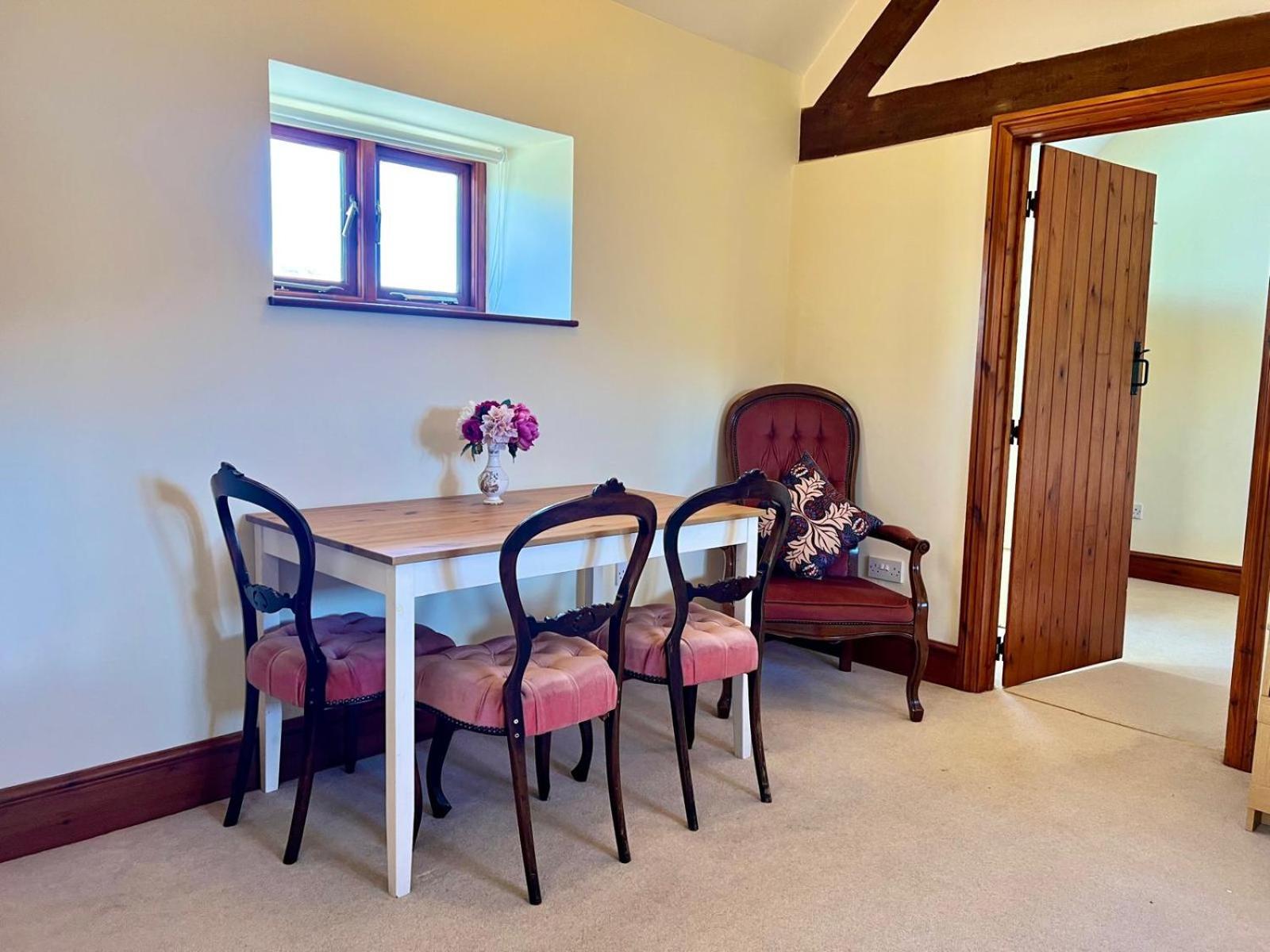 Abenhall Cottages Mitcheldean Esterno foto
