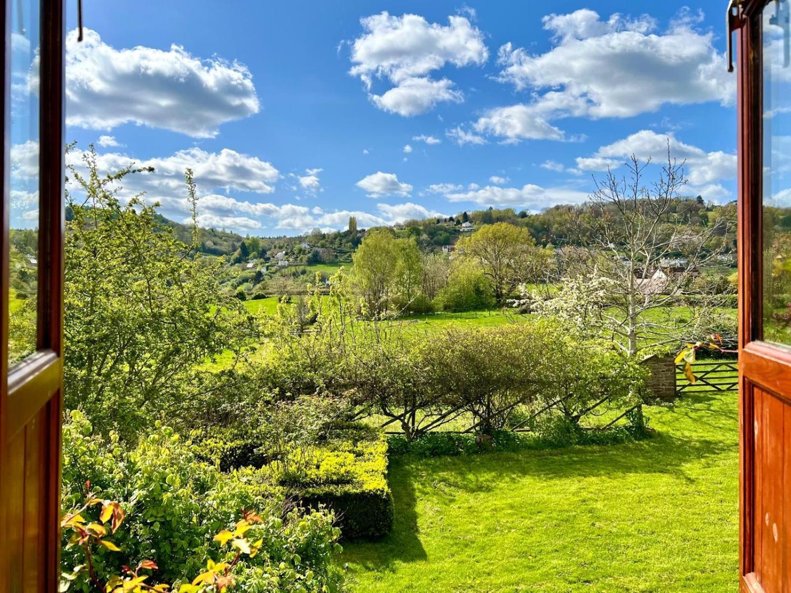 Abenhall Cottages Mitcheldean Esterno foto